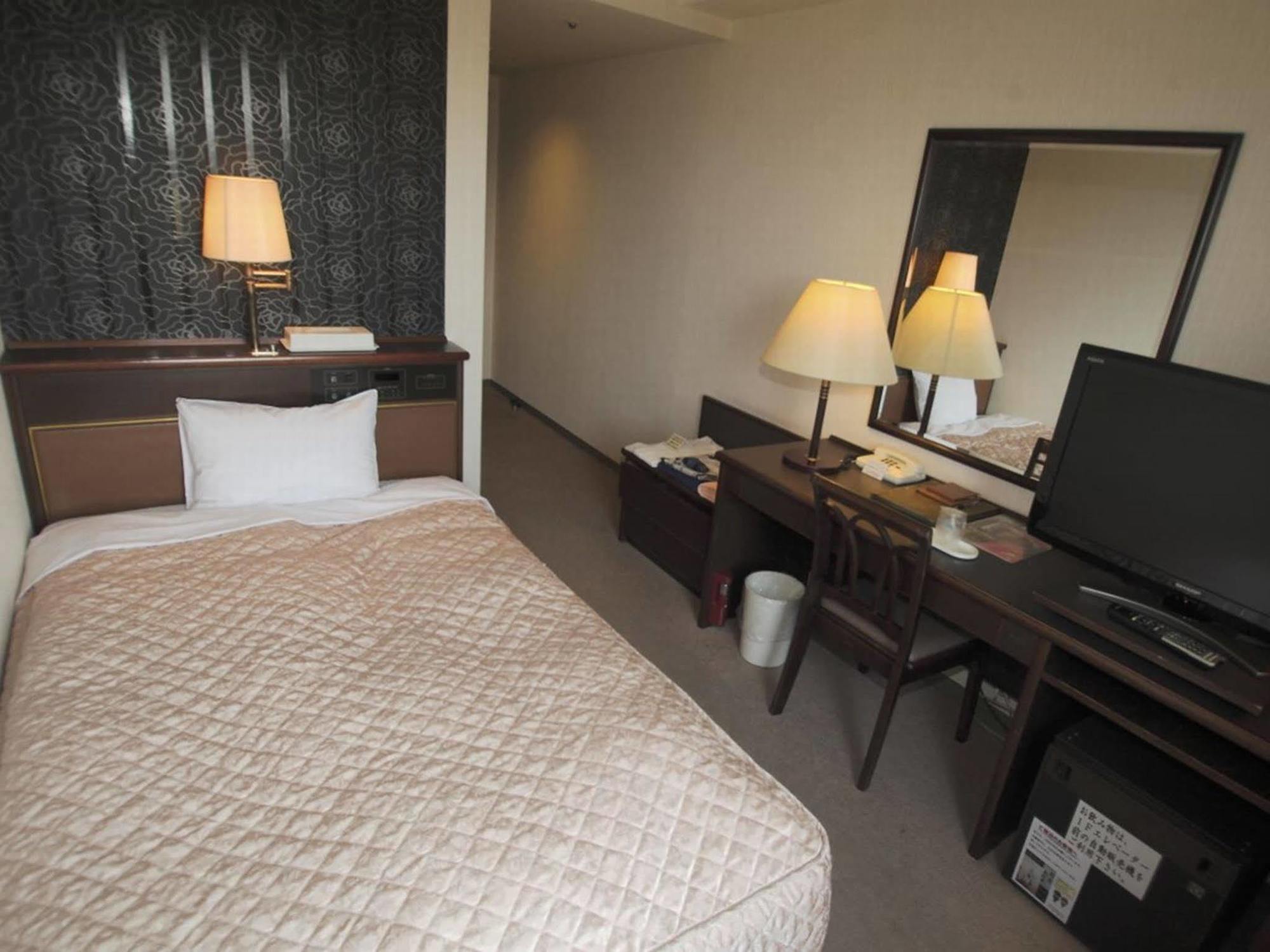 โรงแรมกรีน ฮิลล์ Satsumasendai ภายนอก รูปภาพ